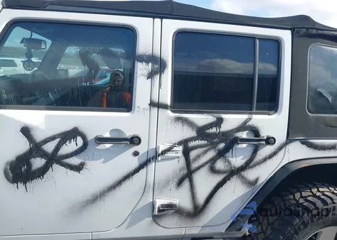 2017 Jeep Wrangler Unlimited Sport 4X4 z USA, uszkodzony, nr VIN 1C4BJWDG5HL521371